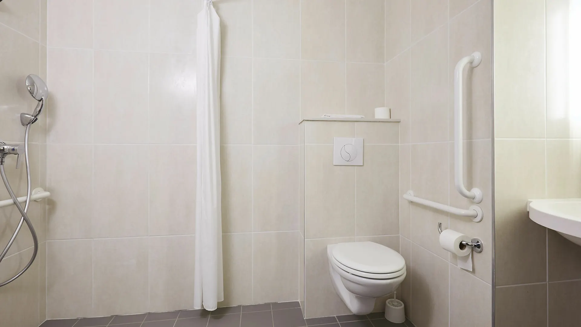 B&B Hotel Toulouse Purpan Zenith 2*,  France